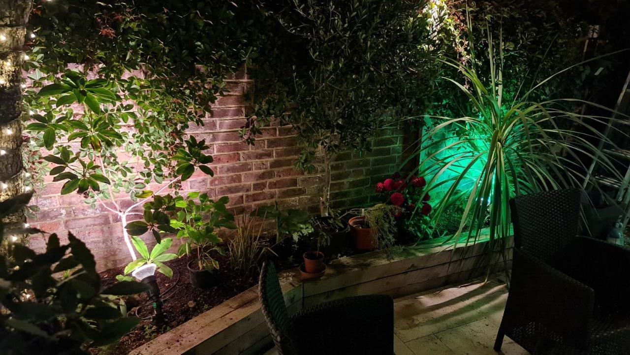 Cottage Grove Homestay Rooms 포츠머스 외부 사진